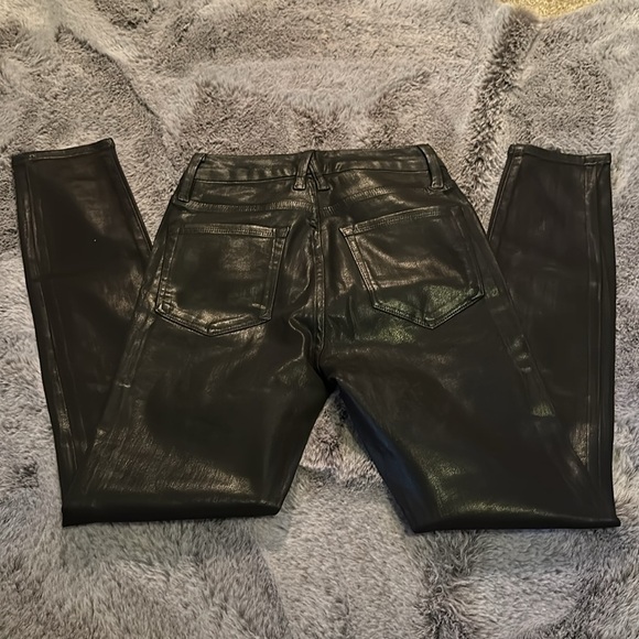 Good American Mid/Hig-rise Sexy Coated Black Skinny Stretch size 4 / 27 - Picture 4 of 12